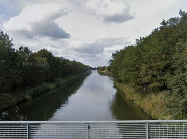 Vissen op het kanaal wessem-nederweert